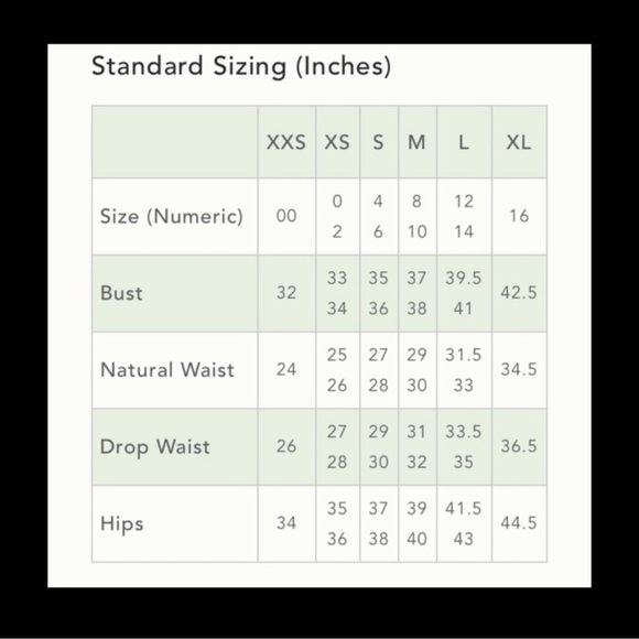 Anthropologie Hei Hei Clip Dot Printed Shorts Black White Festive - Picture 5 of 12